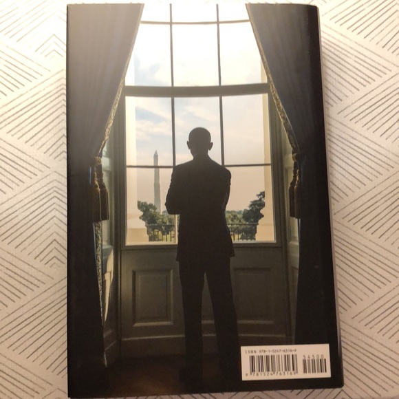 A promised Land - hardcover book by Barack Obama - Picture 4 of 6